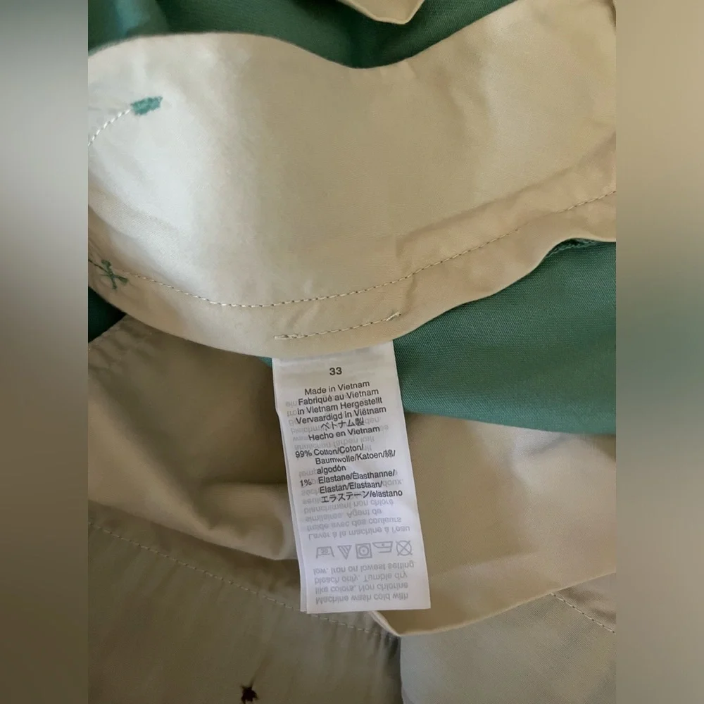 - NWT J Crew Men’s nautical themed shorts, flat front 9” inseam size 33 green